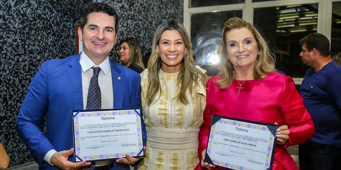 Gustinho Ribeiro é diplomado para segundo mandato de deputado federal