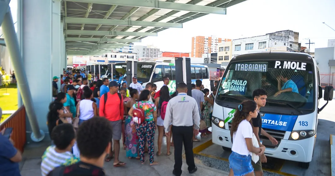 Governo anuncia aumento da frota do transporte público intermunicipal durante o Carnaval no estado de Sergipe