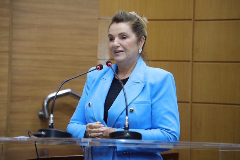 Em seu primeiro discurso na Alese, deputada Áurea Ribeiro enaltece o protagonismo feminino na política e na sociedade
