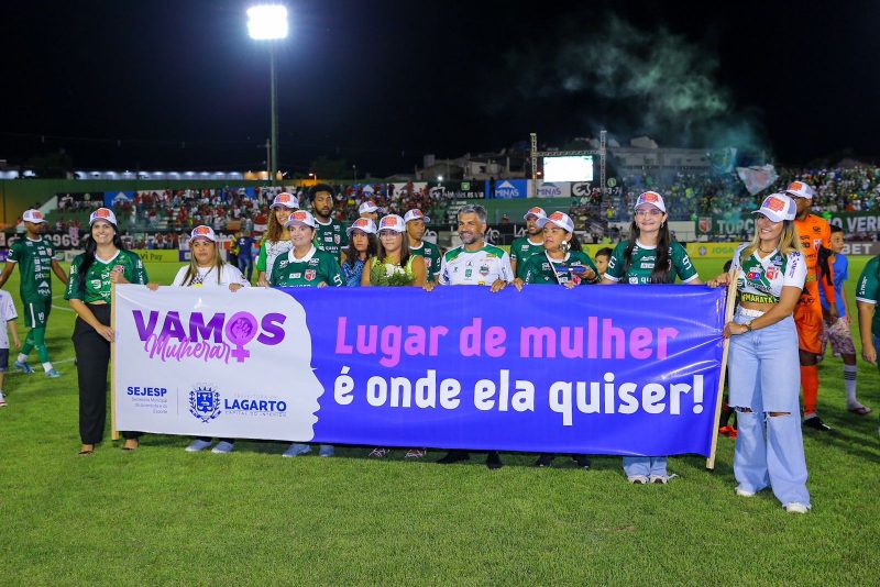 Entrada franca pra Elas: Prefeitura homenageou mulheres no Jogo do Lagarto FC