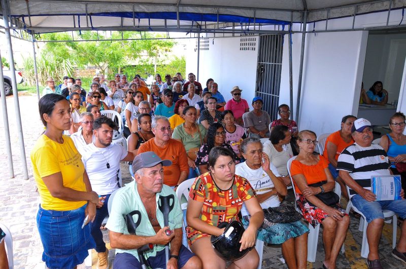 Prefeitura de Lagarto reúne pacientes de mutirão de cirurgias de catarata