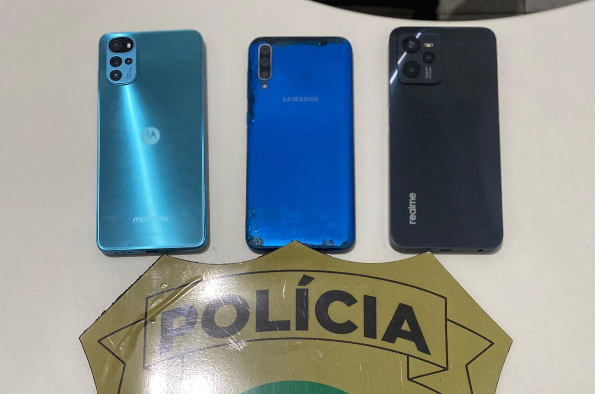 Delegacia Regional de Lagarto recupera três celulares roubados após investigações coordenadas pelo delegado Felipe Augusto.