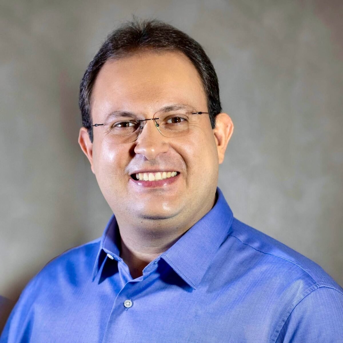 Breno Silveira: “A política precisa da oxigenação de novas ideias”