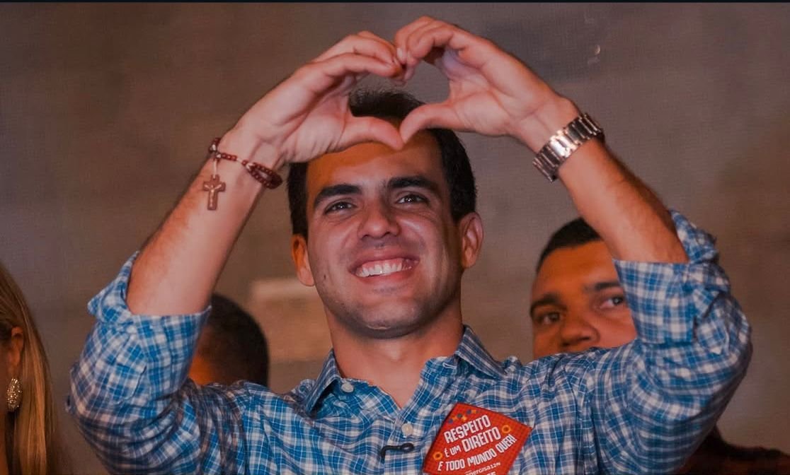 Posse de Carlos Milton é mantida pelo TRE-SE, mas futuro ainda depende do TSE