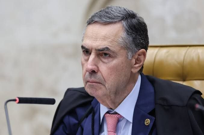 STF julga candidaturas sem partidos e pode romper monopólio das siglas